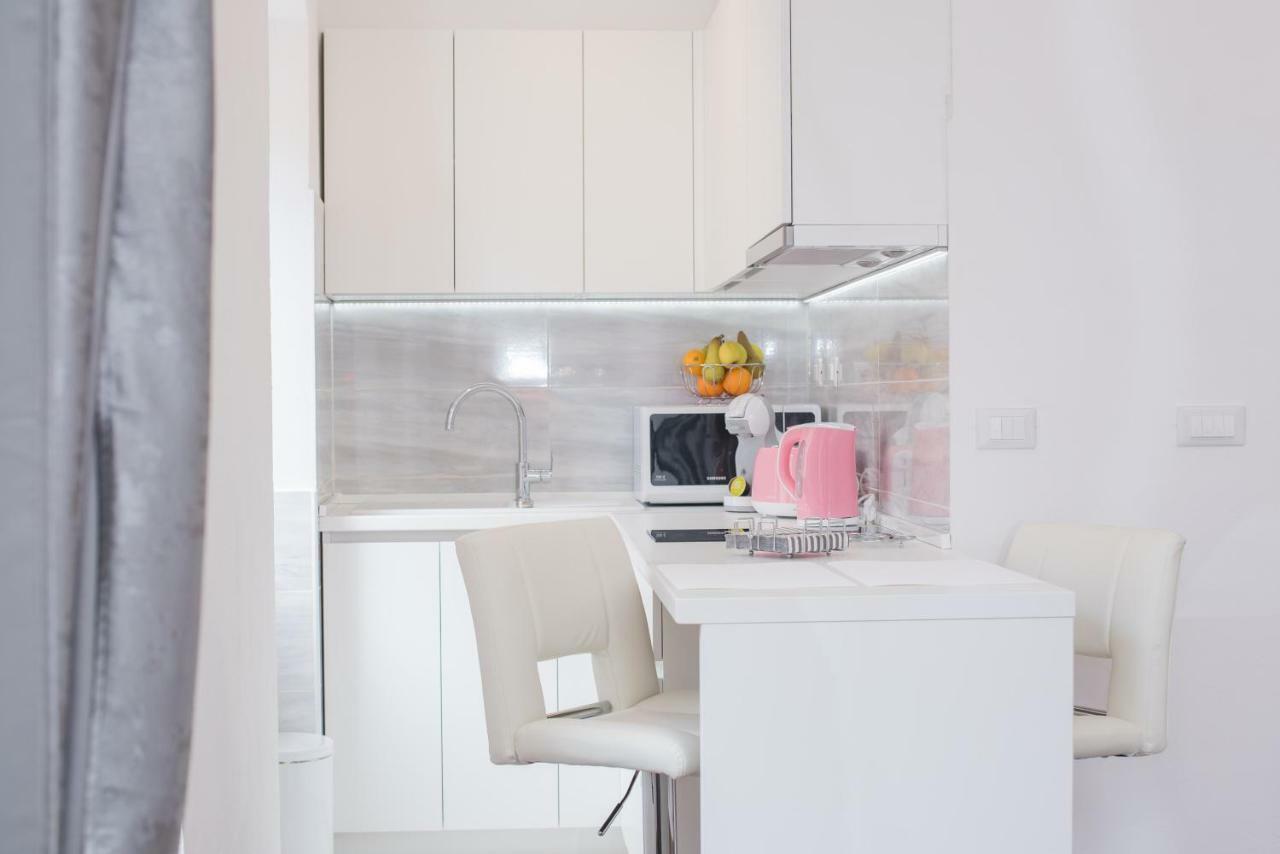 Studio Apartment Lena Kaštela Kültér fotó