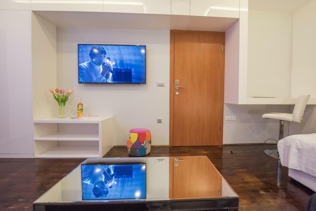 Studio Apartment Lena Kaštela Kültér fotó